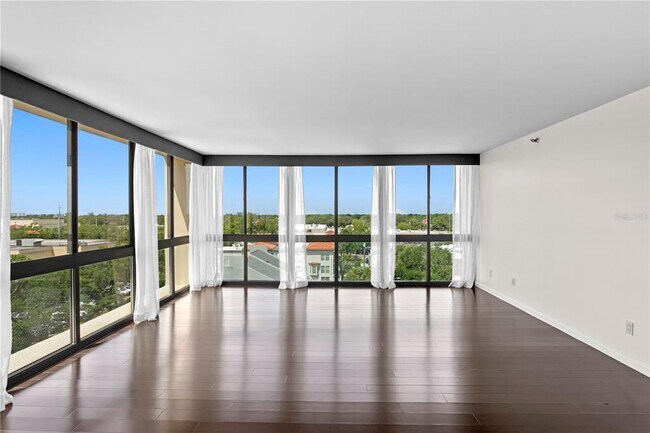 Building Photo - 3301 Bayshore Blvd