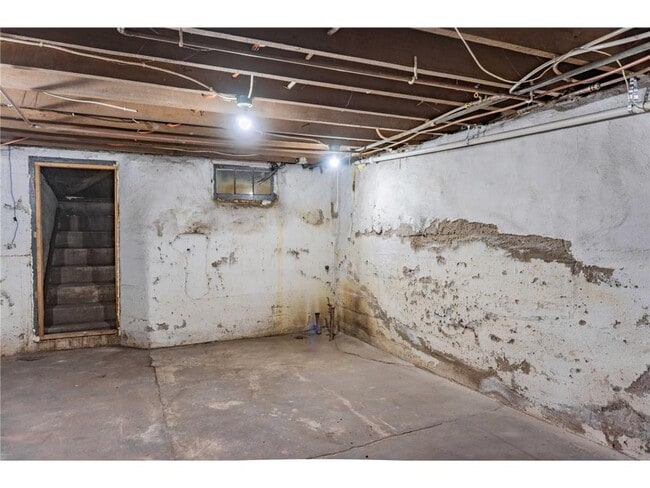 Building Photo - 5690 County Rd 10