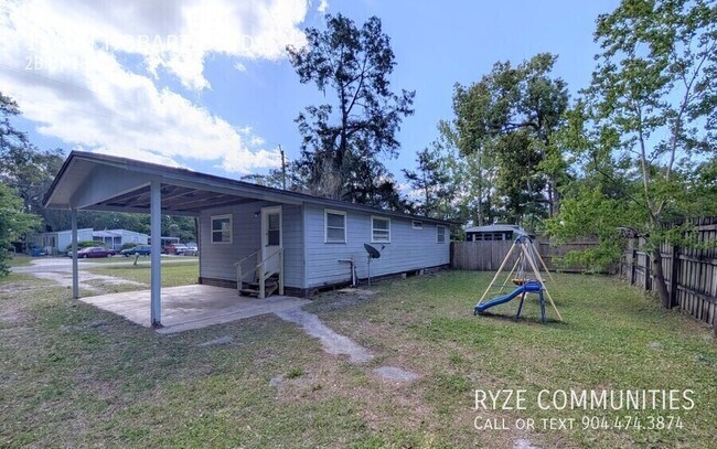 Building Photo - 14420 Hobart Blvd