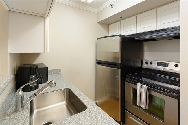 Building Photo - 795 Hammond Dr