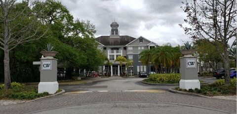 Building Photo - 9415 Crescent Loop Cir