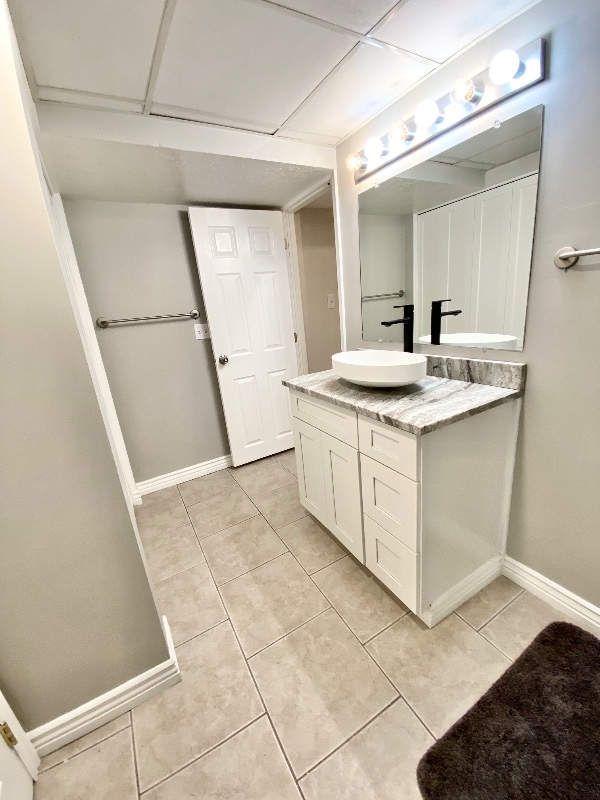 Building Photo - 11540 Sandy Creek Dr