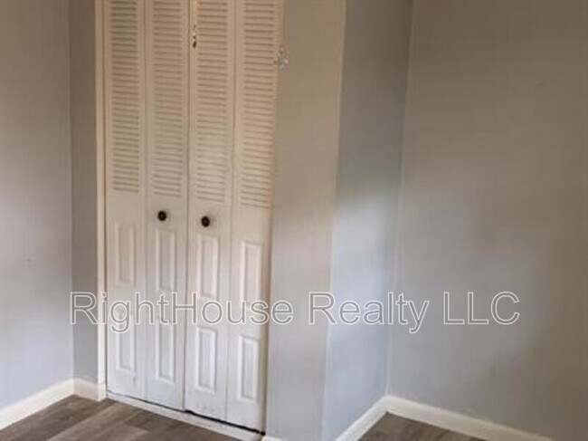 Building Photo - 420 Euclid Ave