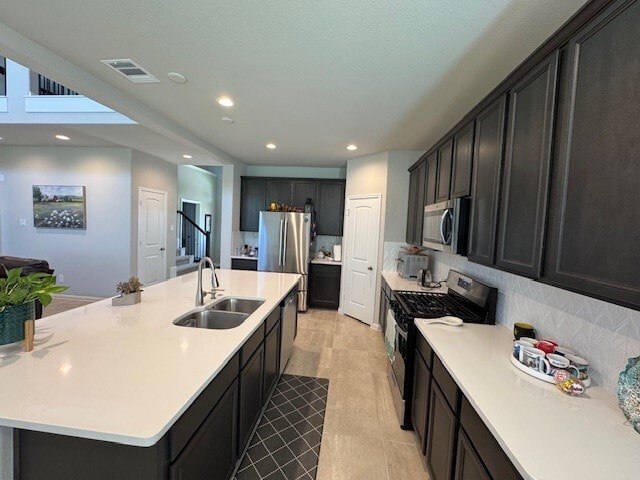 Building Photo - 65 Carmel Dr