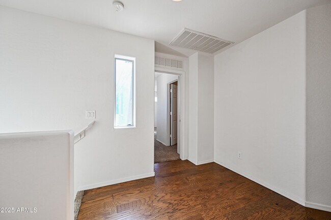 Building Photo - 3726 W Pollack St