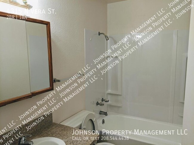 Building Photo - 4315 Vera St