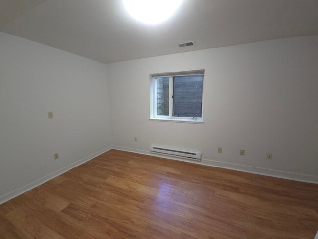 Building Photo - 2321 Grove St