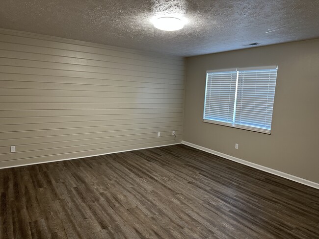 Living Room - 2213 Douglas Dam Rd