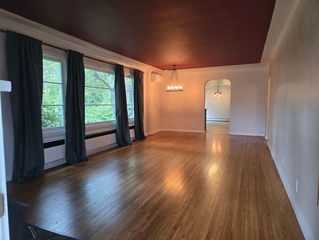 Building Photo - Spacious Single-Story 3 Bed / 2 Bath Home in Federal Way