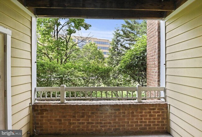 Building Photo - 12901 Alton Square