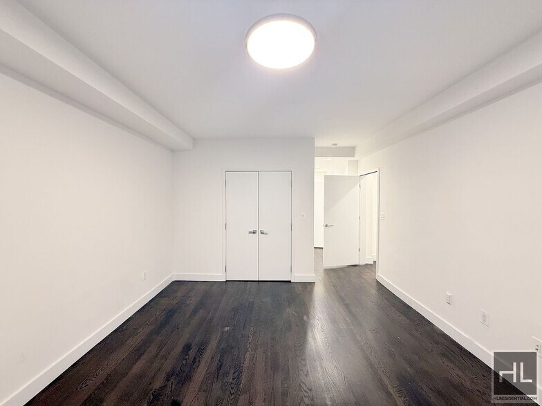 Building Photo - RENT STABILIZED | 2 BED 2BATH | 1036 SQFT | WEST END AVENUE