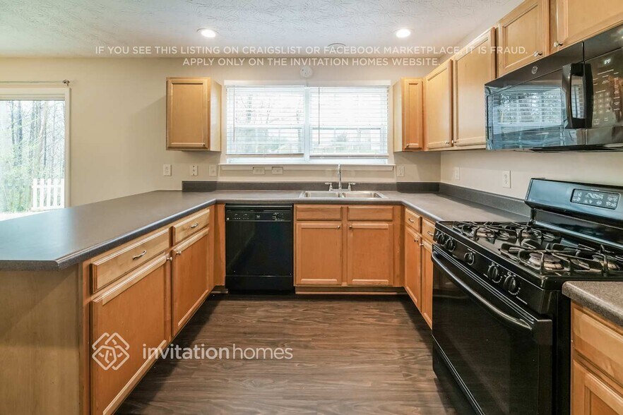 Building Photo - 169 Holly Mill Village Dr