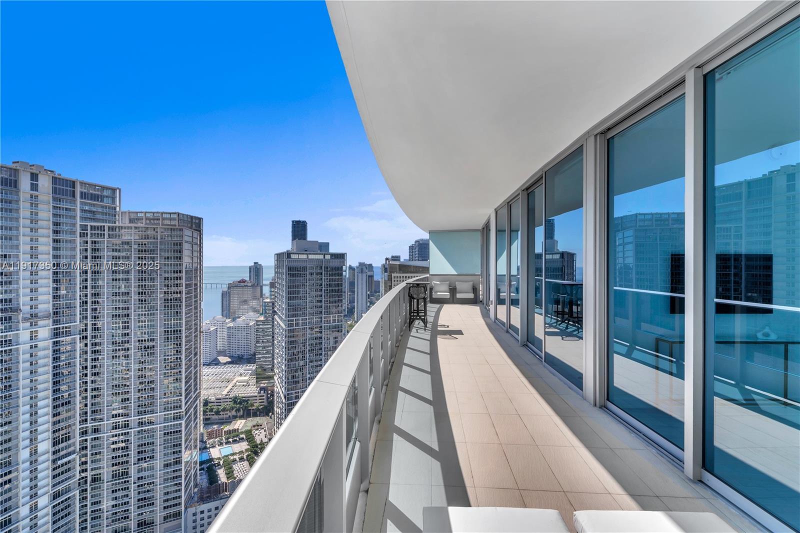 Building Photo - 200 Biscayne Boulevard Way