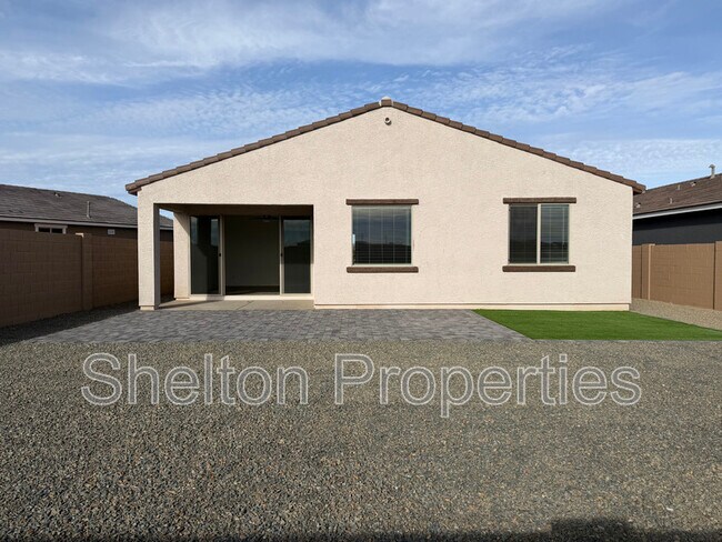 Building Photo - 7721 W Saddlehorn Rd