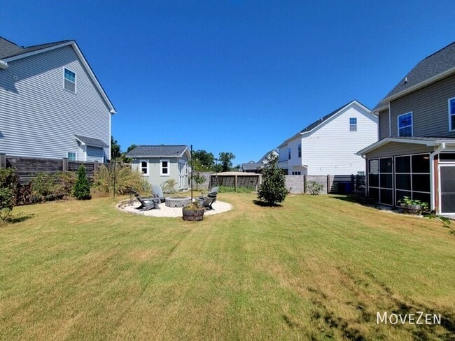 Building Photo - 1136 Valley Dale Dr