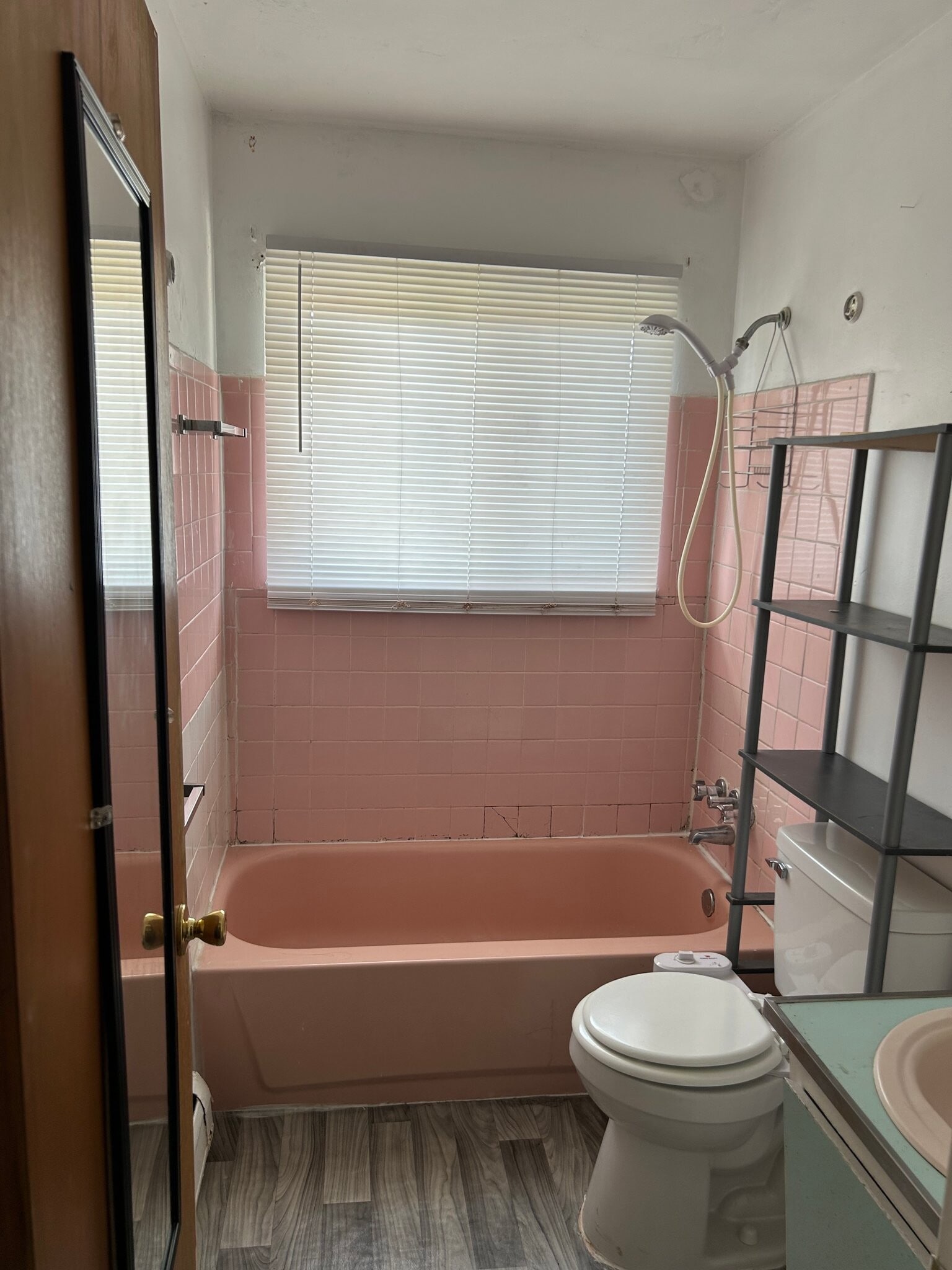 Building Photo - 29158 Longview Ave