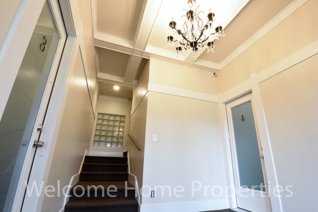 Interior Photo - Lords