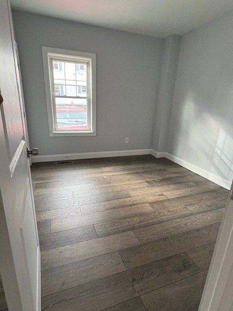 2nd Bedroom - 635 Broadway St