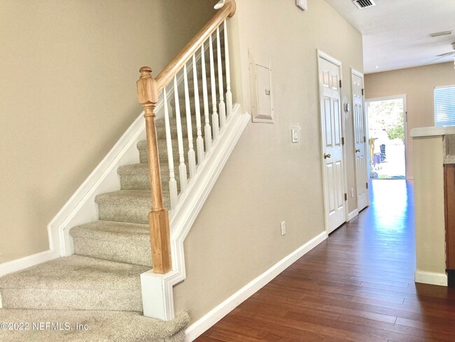 Building Photo - 8424 Thornbush Ct