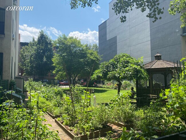 Building Photo - 35/37-37 W 129th St