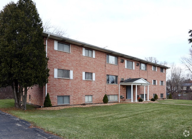 Building Photo - Portage Landing I & II