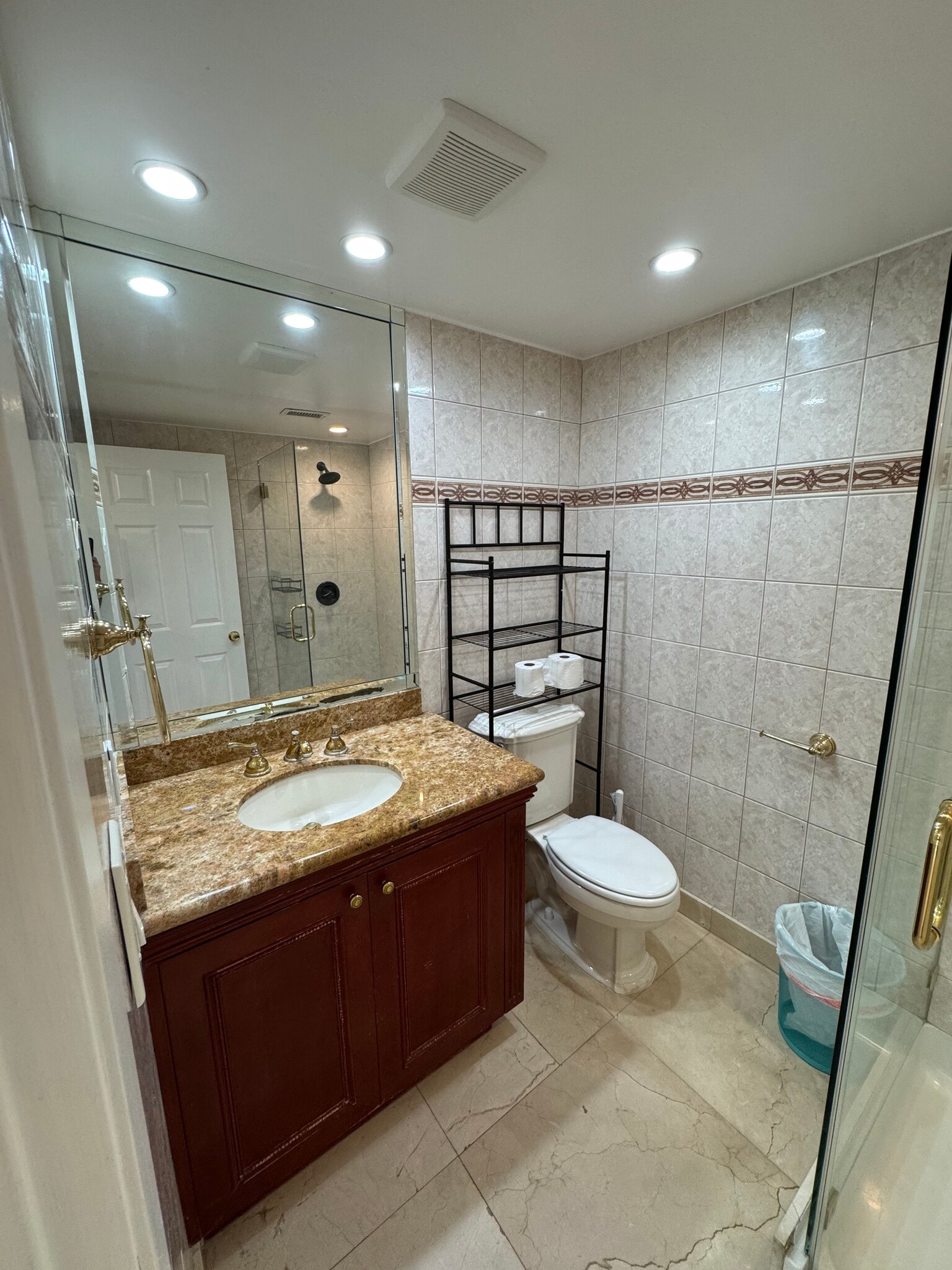 Building Photo - 22924 De Kalb Dr