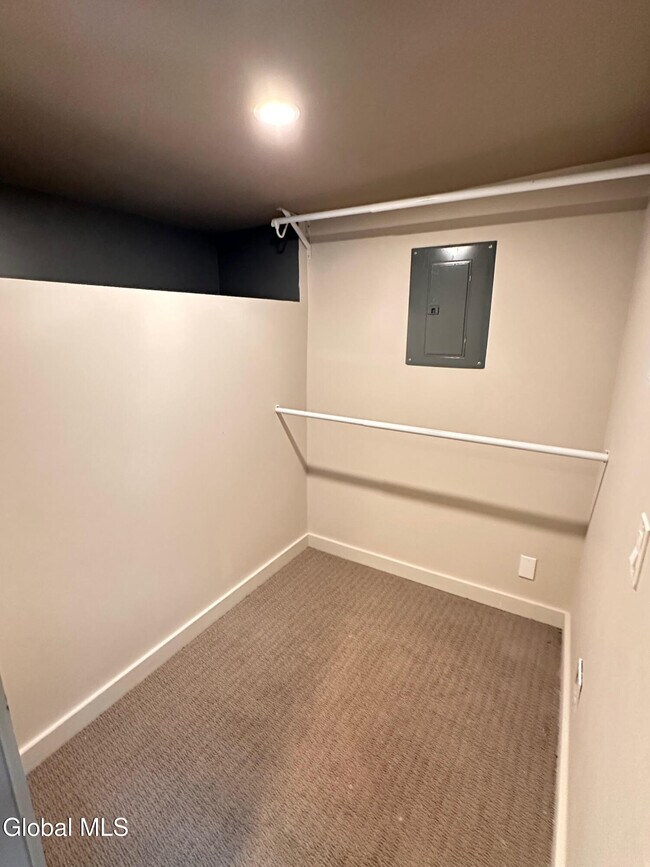 Building Photo - 53 3rd St