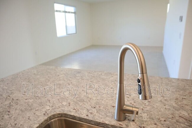 Building Photo - 10652 W Filbert St