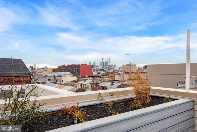 Building Photo - 1643 N 2nd St