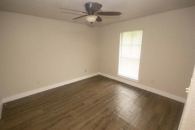 Building Photo - 907 Meriott St