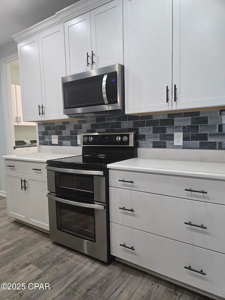 Building Photo - 8676 Coral Reef Wy