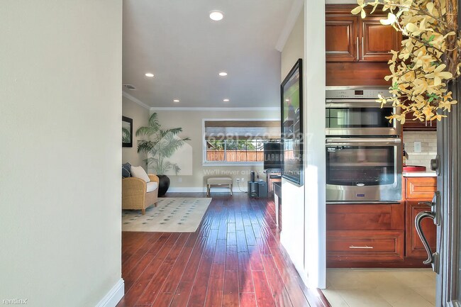Building Photo - 3 br, 2 bath House - 7613 Canterbury Lane -
