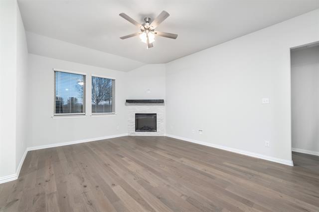 Building Photo - 1820 Briar Rose Dr
