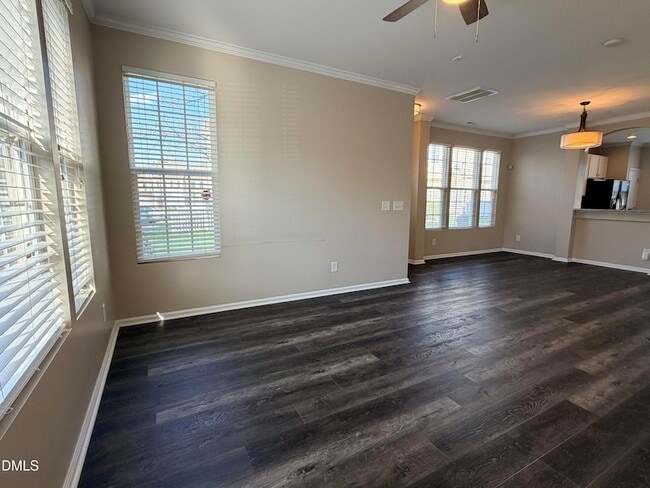 Building Photo - 651 Cupola Dr