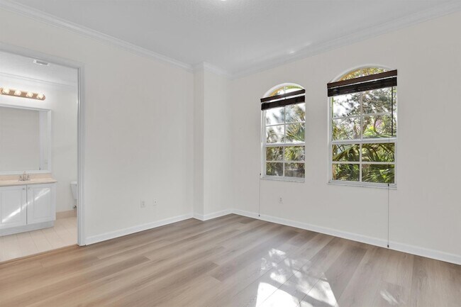 Building Photo - 2441 San Pietro Cir