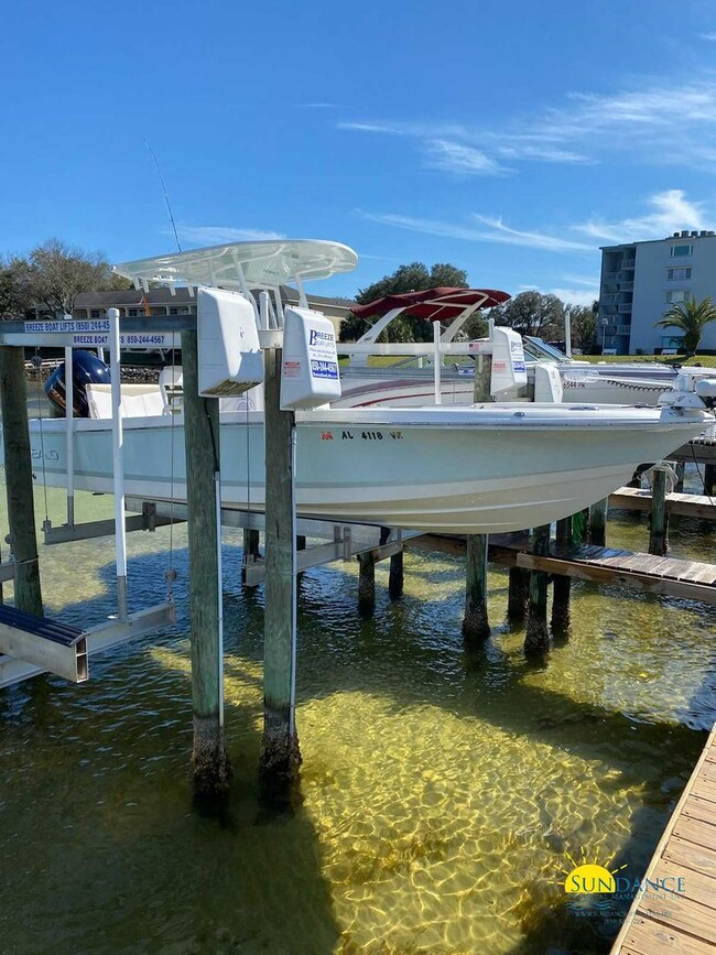 Primary Photo - Destin furnished condo INCLUDES A BOAT SLI...