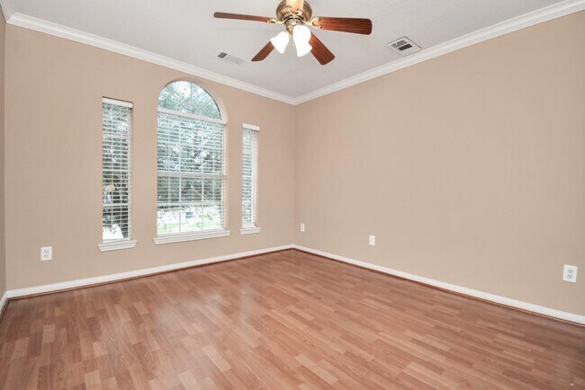 Building Photo - 174 Shiloh Dr