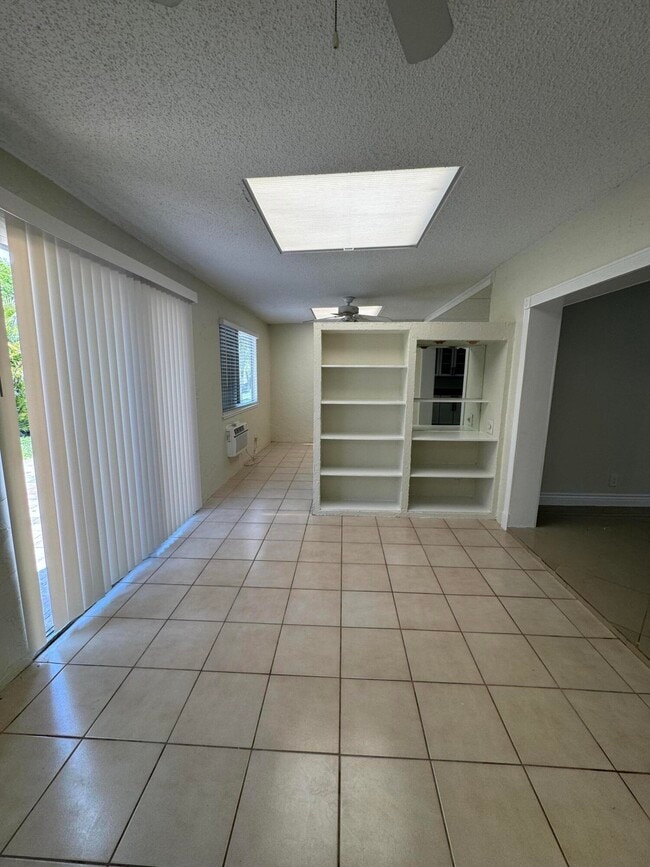Building Photo - 20844 Concord Green Dr W