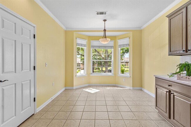 Building Photo - 409 Rio Grande Loop