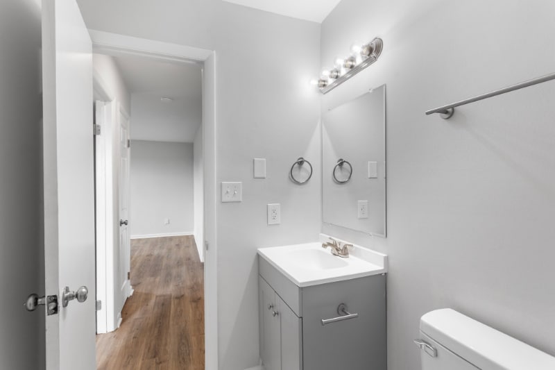 Building Photo - 324 State St