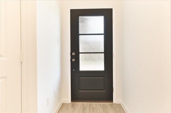 Building Photo - 2614 Chestnut Oak Cir