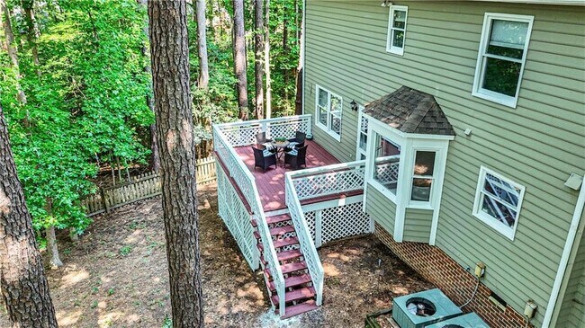 Building Photo - 107 Oak Ridge Ct