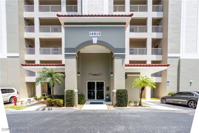 Building Photo - 14815 Laguna Dr