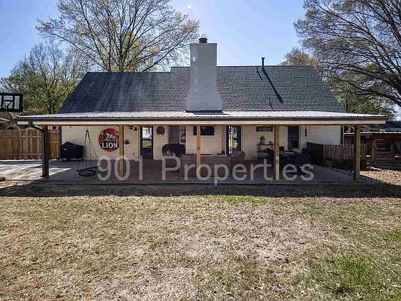 Building Photo - 1234 Greenview Rd