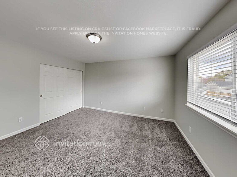 Building Photo - 15435 165th Ave SE