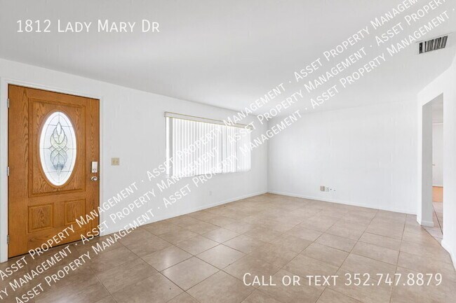 Building Photo - 1812 Lady Mary Dr