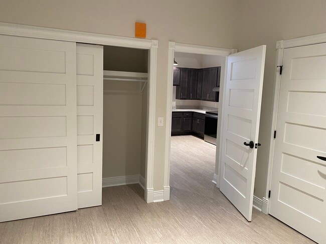 Building Photo - 414 South Superior Street, Unit A