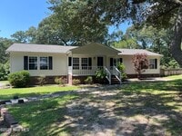 Building Photo - 112 Elsie Dr