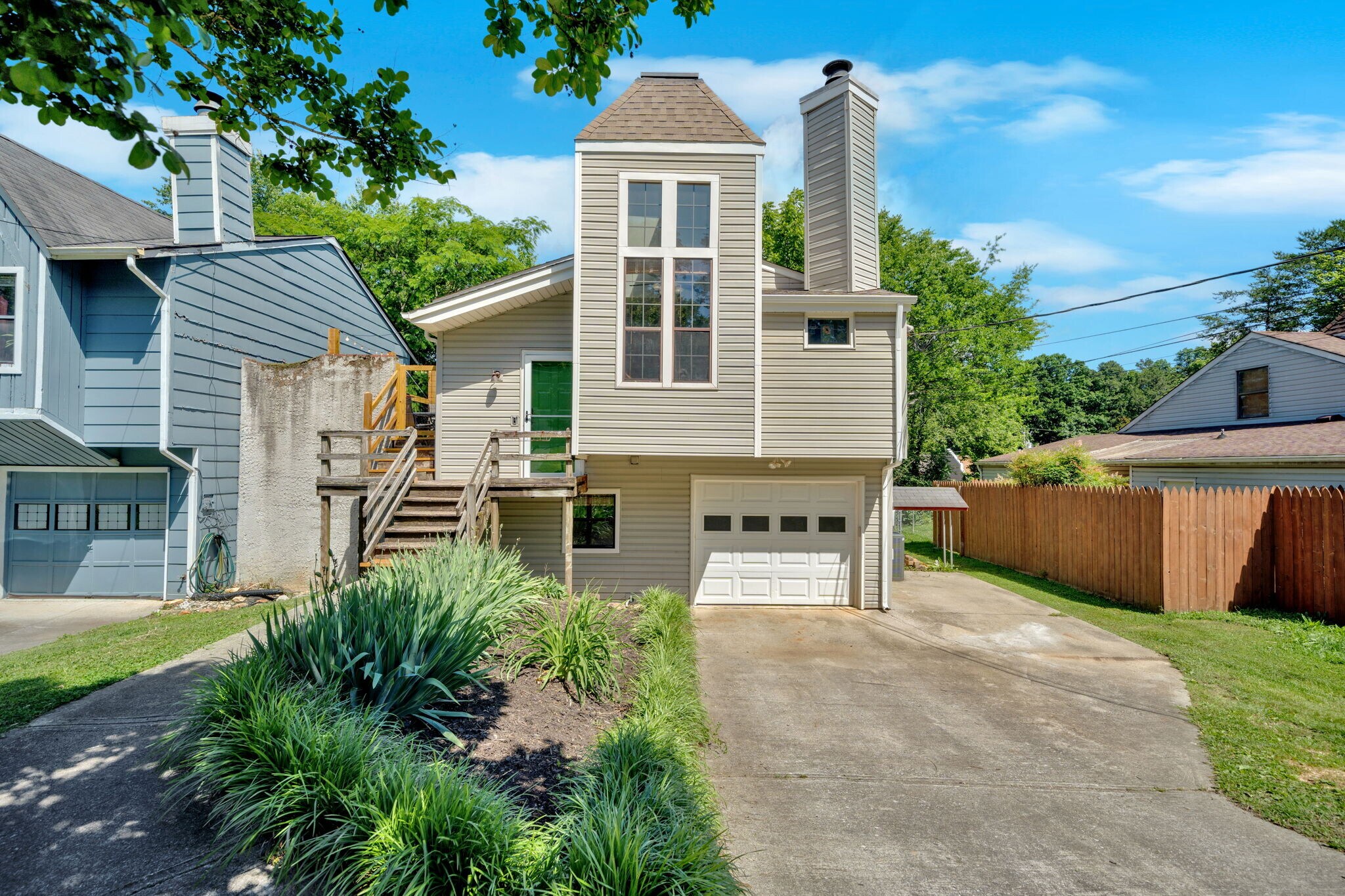 Building Photo - 7645 Chatham Cir
