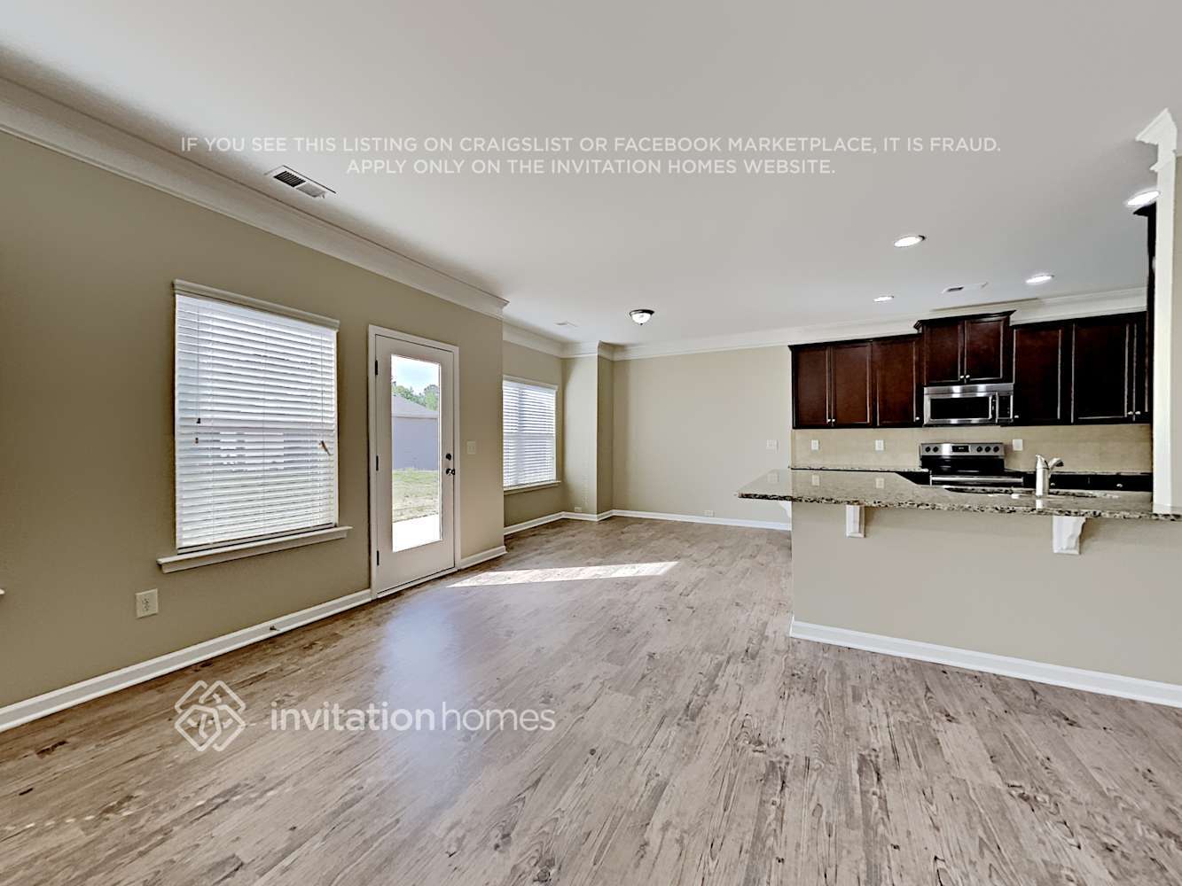 Building Photo - 856 Blind Brook Cir